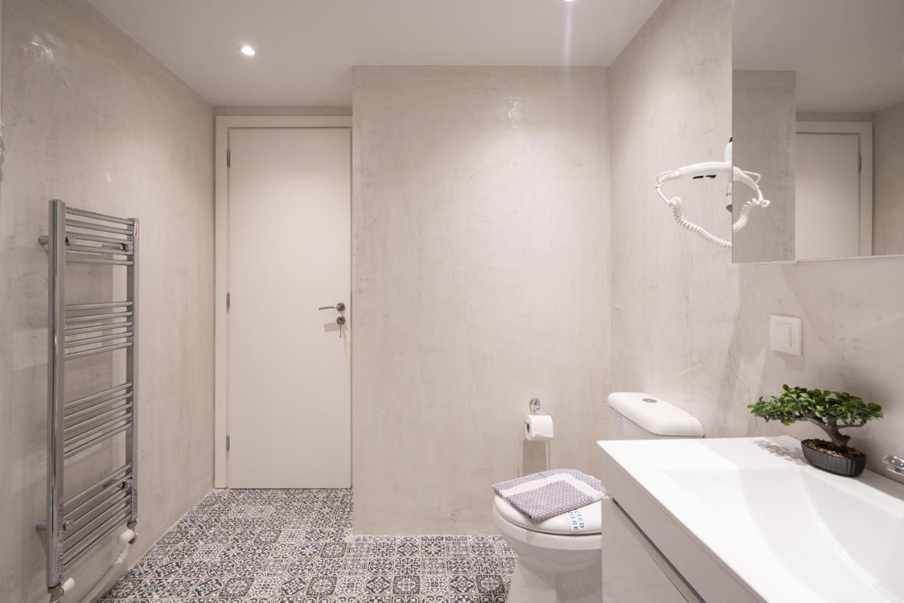 Exclusive Apartment In The Heart Of Афины Экстерьер фото