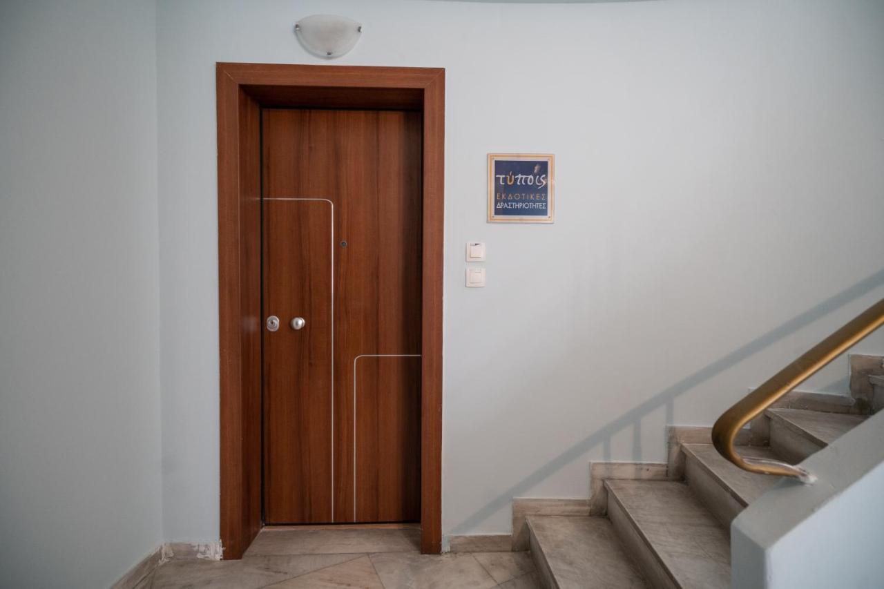 Exclusive Apartment In The Heart Of Афины Экстерьер фото